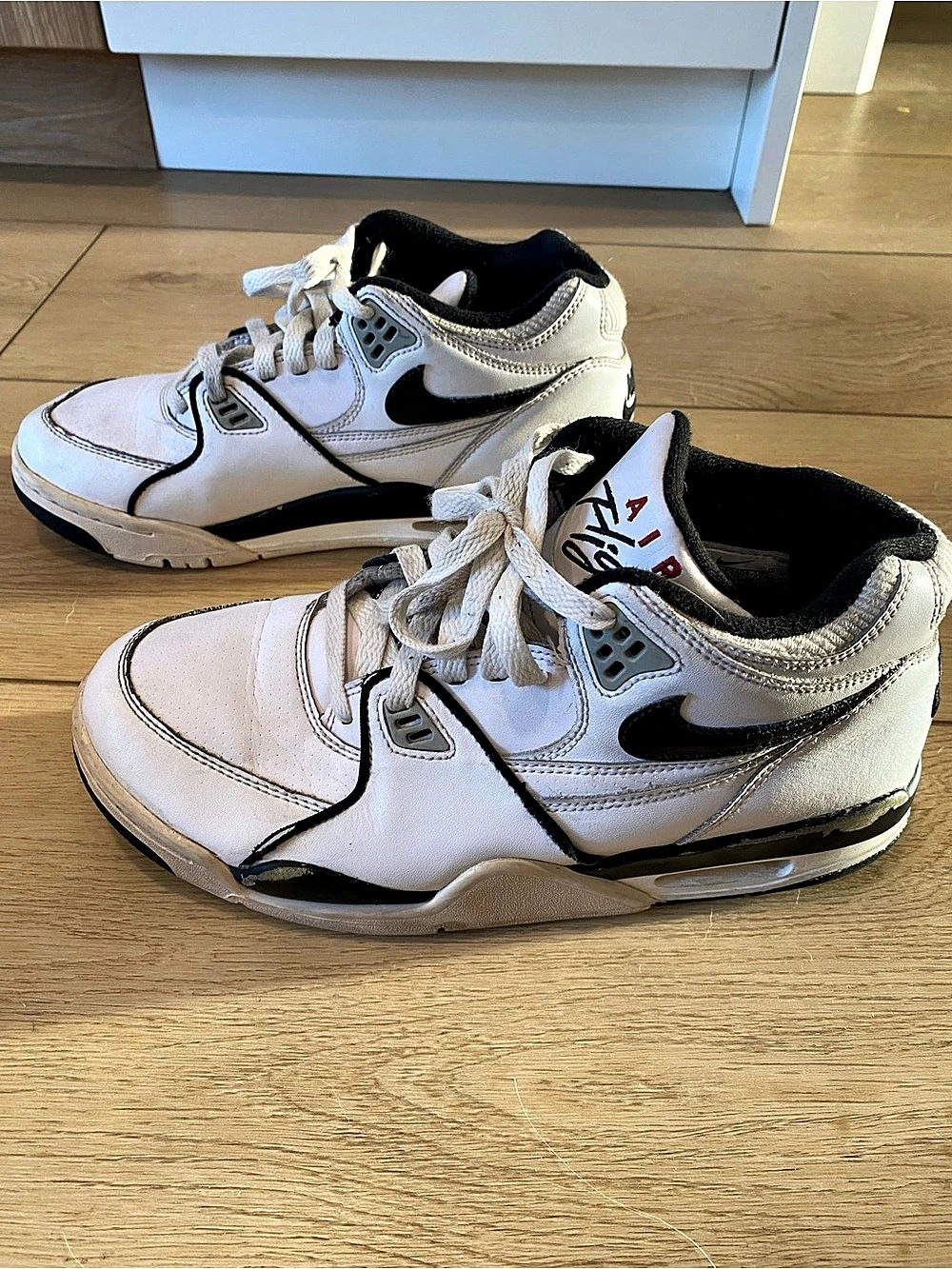 Nike Air Flight 89 High White Black Sneakers US 7Y